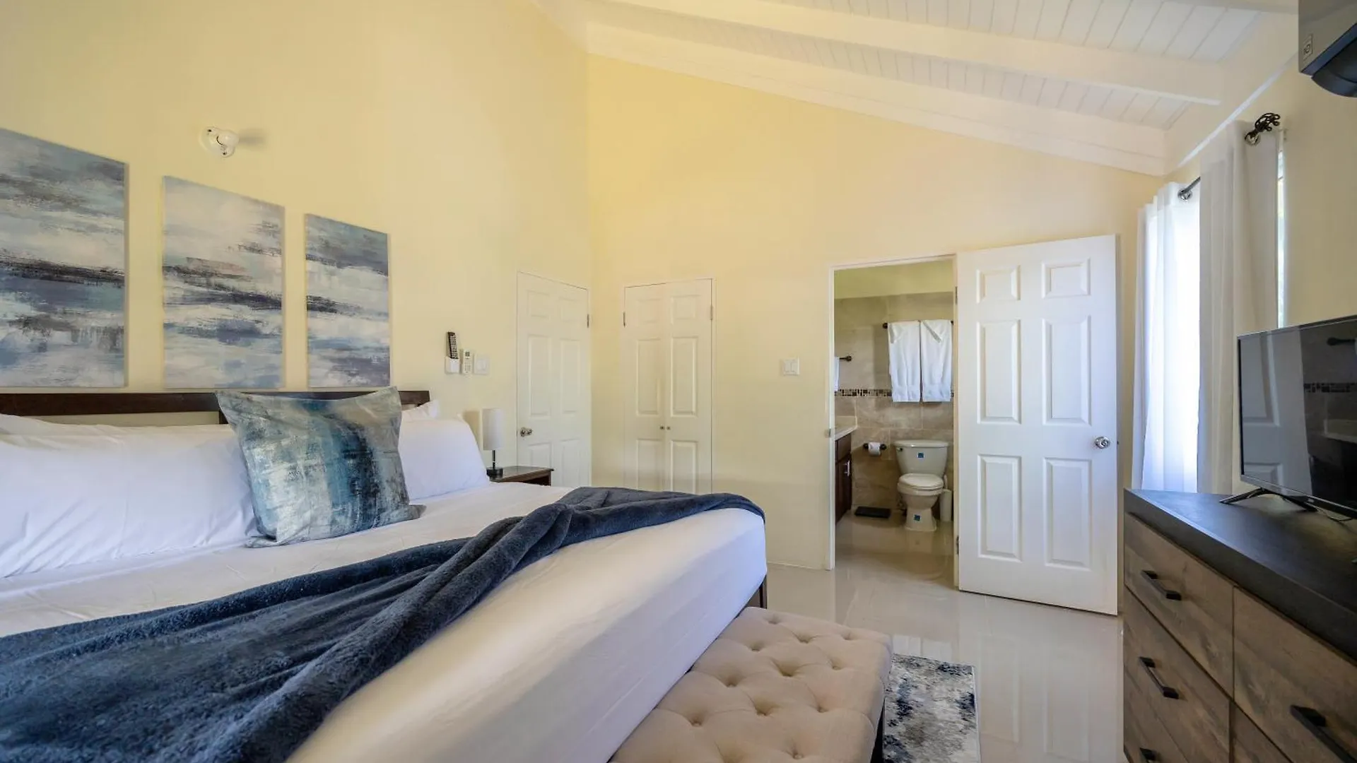 Curate Cottage, Ocho Rios