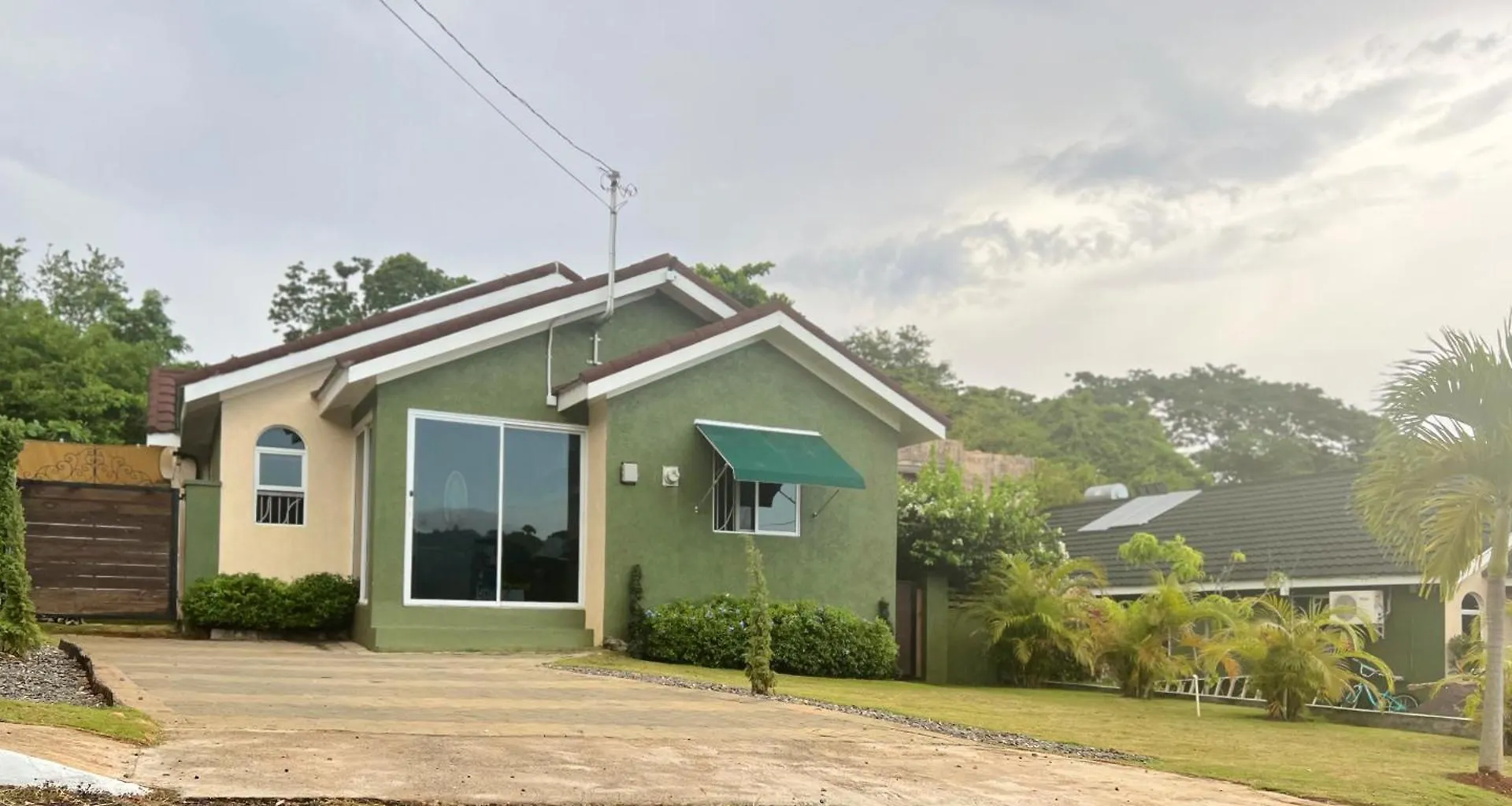 Curate Cottage, Ocho Rios Holiday home